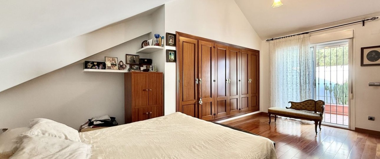 Rynek wtórny - Villa - Estepona - Estepona Centro