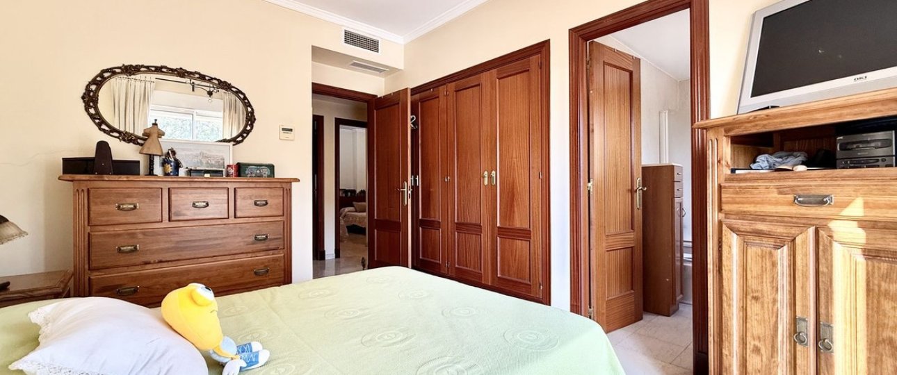 Rynek wtórny - Villa - Estepona - Estepona Centro