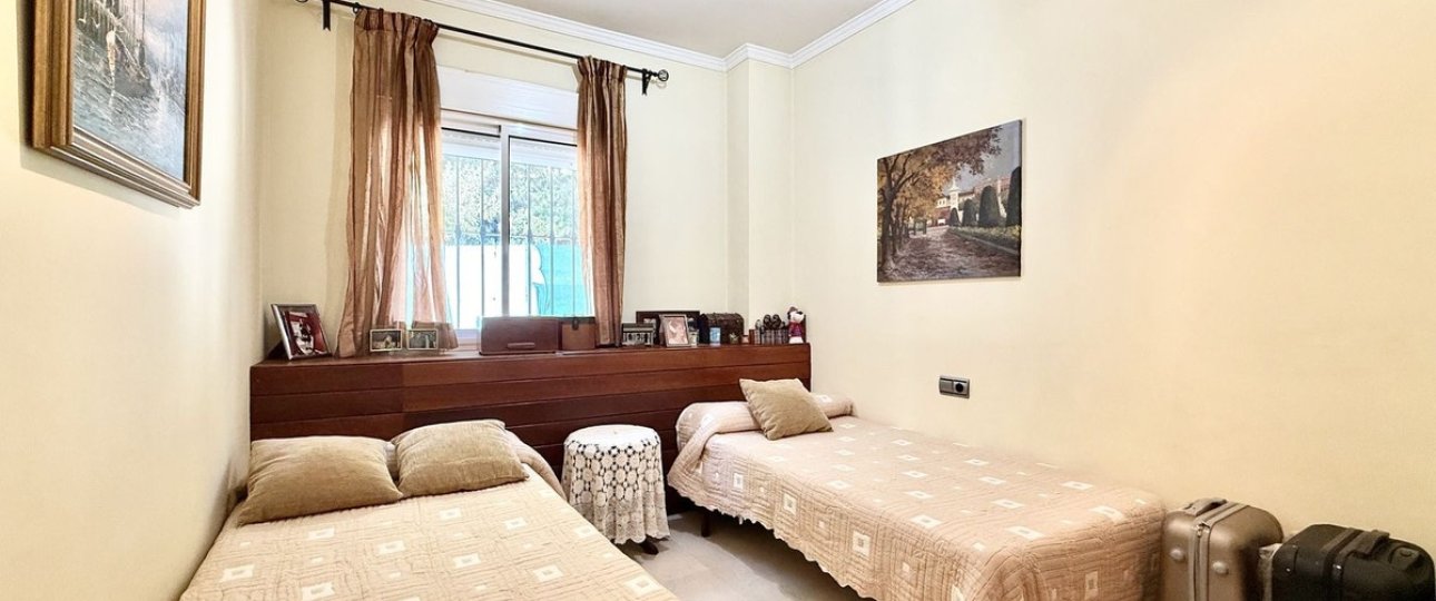 Rynek wtórny - Villa - Estepona - Estepona Centro