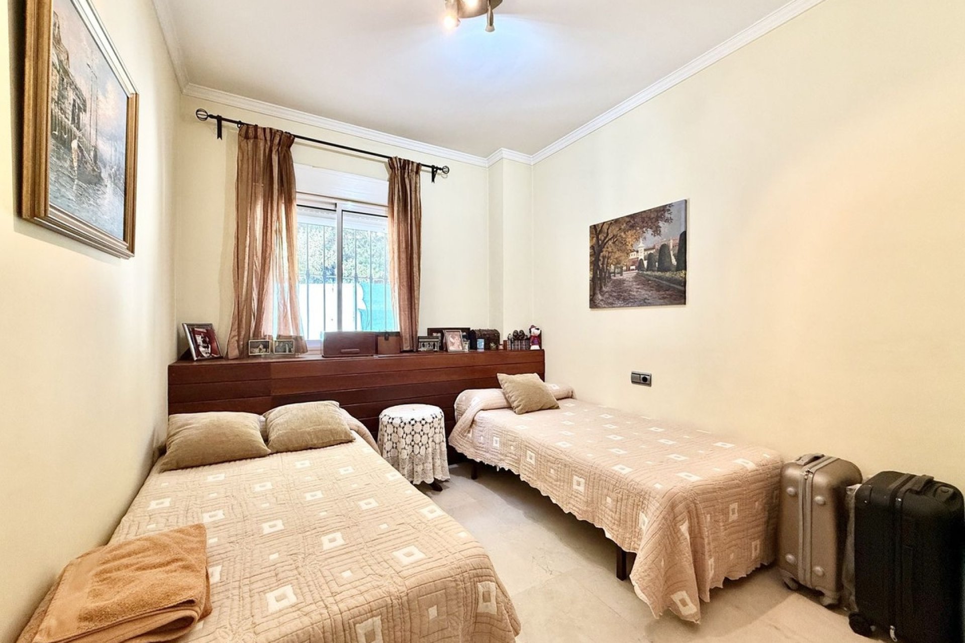 Rynek wtórny - Villa - Estepona - Estepona Centro
