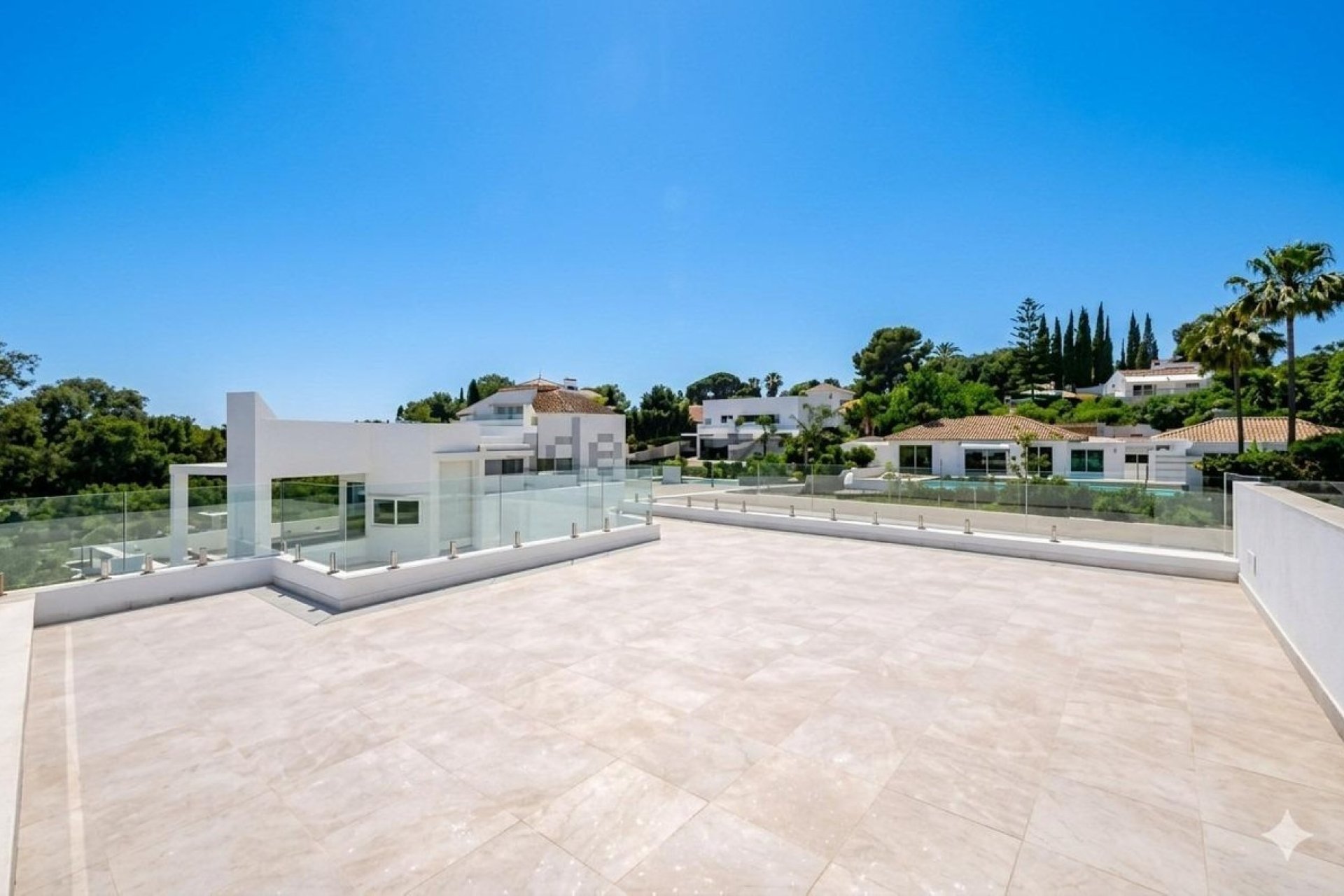 Rynek wtórny - Villa - Estepona - Estepona Centro