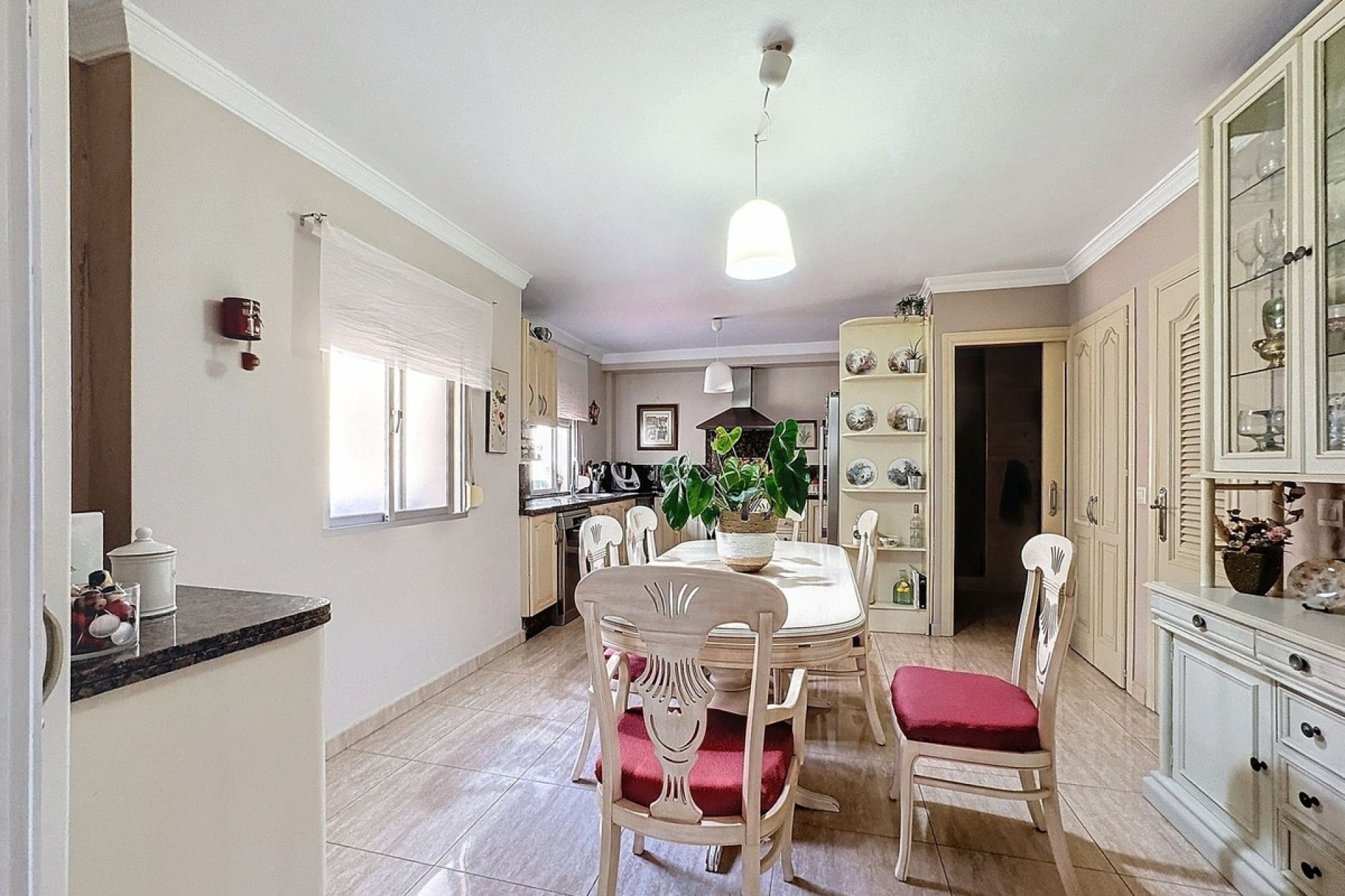 Rynek wtórny - Villa - Estepona - Estepona Centro