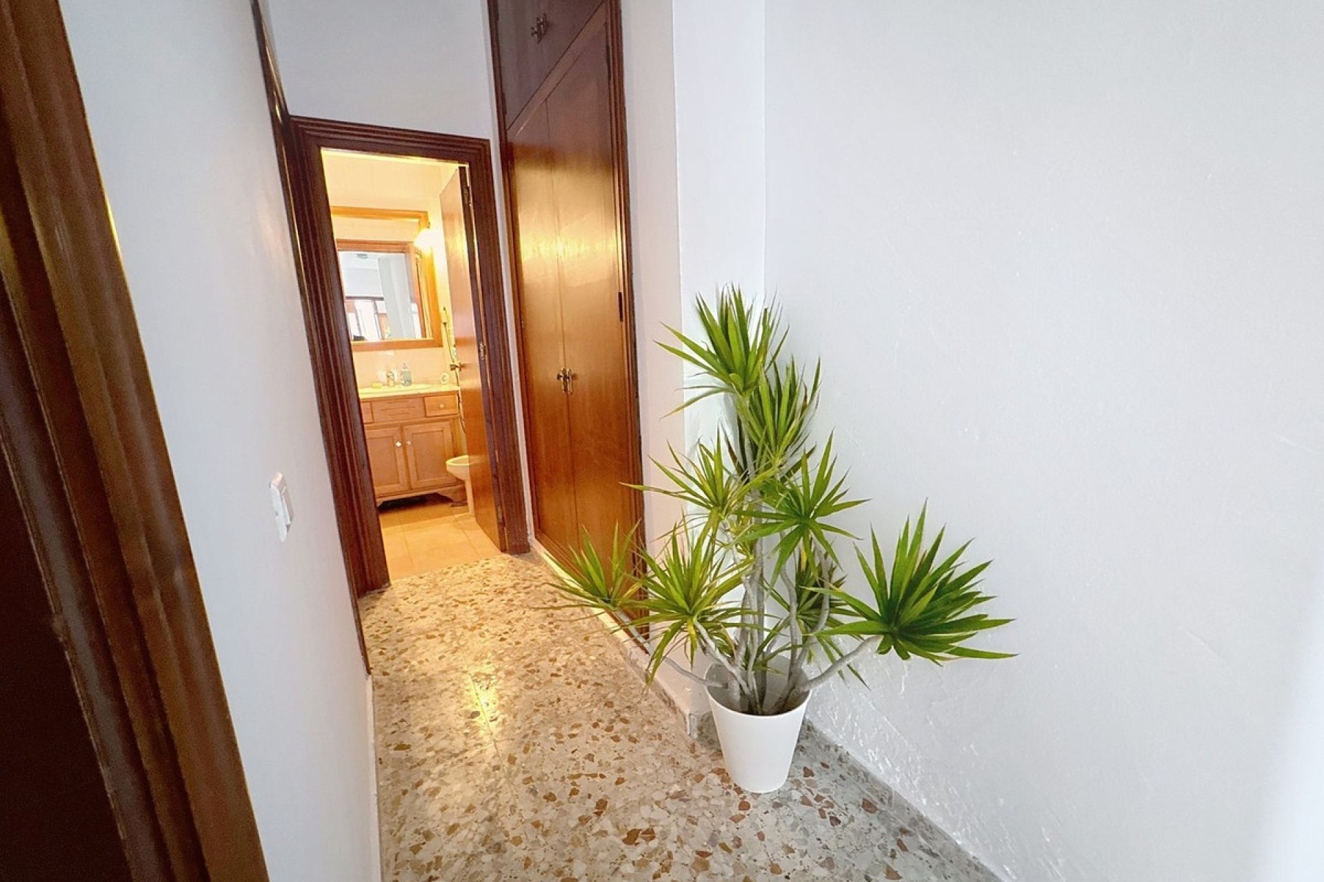 Rynek wtórny - Villa - Estepona - Estepona Centro