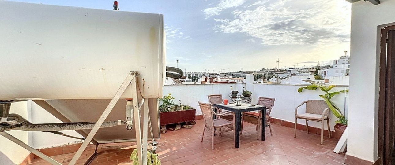 Rynek wtórny - Villa - Estepona - Estepona Centro