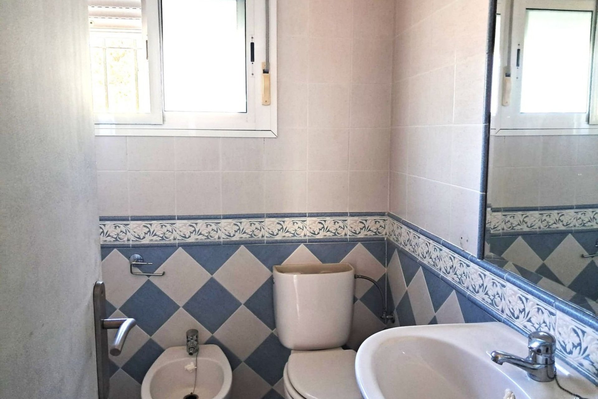 Rynek wtórny - Villa - Estepona - Estepona Centro