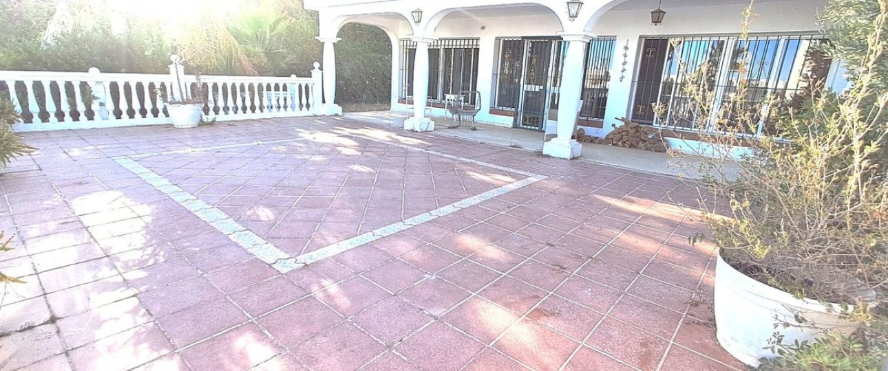 Rynek wtórny - Villa - Estepona - Estepona Centro