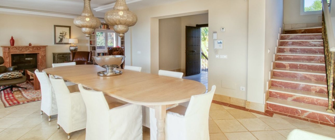 Rynek wtórny - Villa - Estepona - Estepona Centro