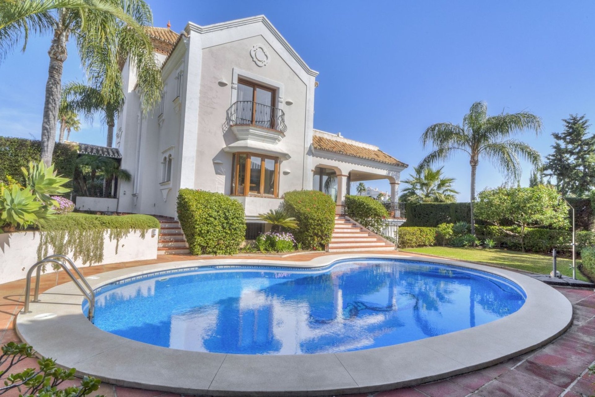 Rynek wtórny - Villa - Estepona - Estepona Centro