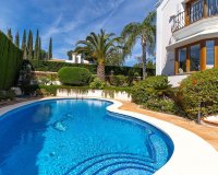 Rynek wtórny - Villa - Estepona - Estepona Centro