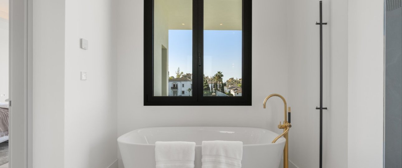 Rynek wtórny - Villa - Estepona - Estepona Centro