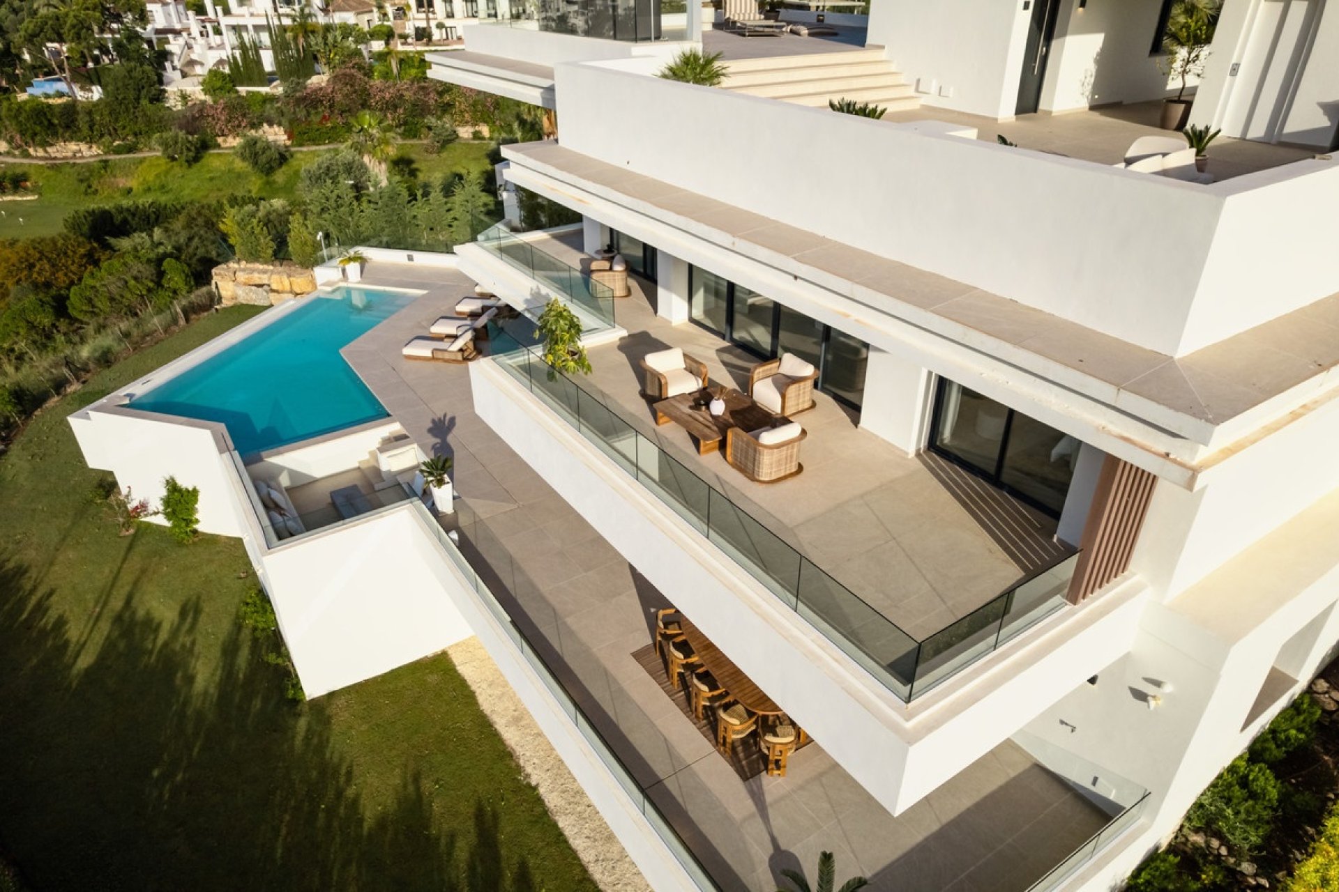 Rynek wtórny - Villa - Estepona - Estepona Centro