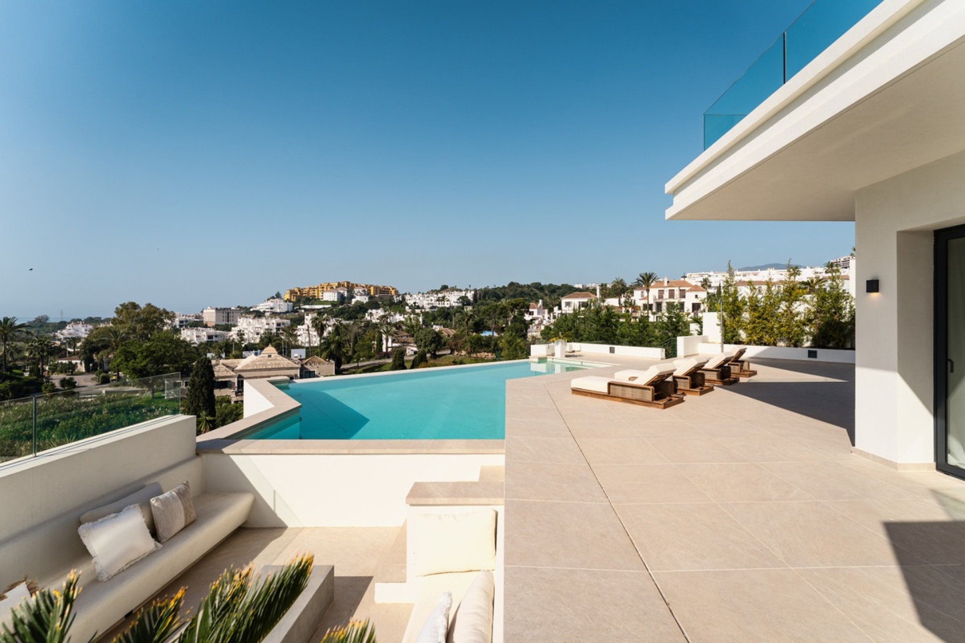Rynek wtórny - Villa - Estepona - Estepona Centro