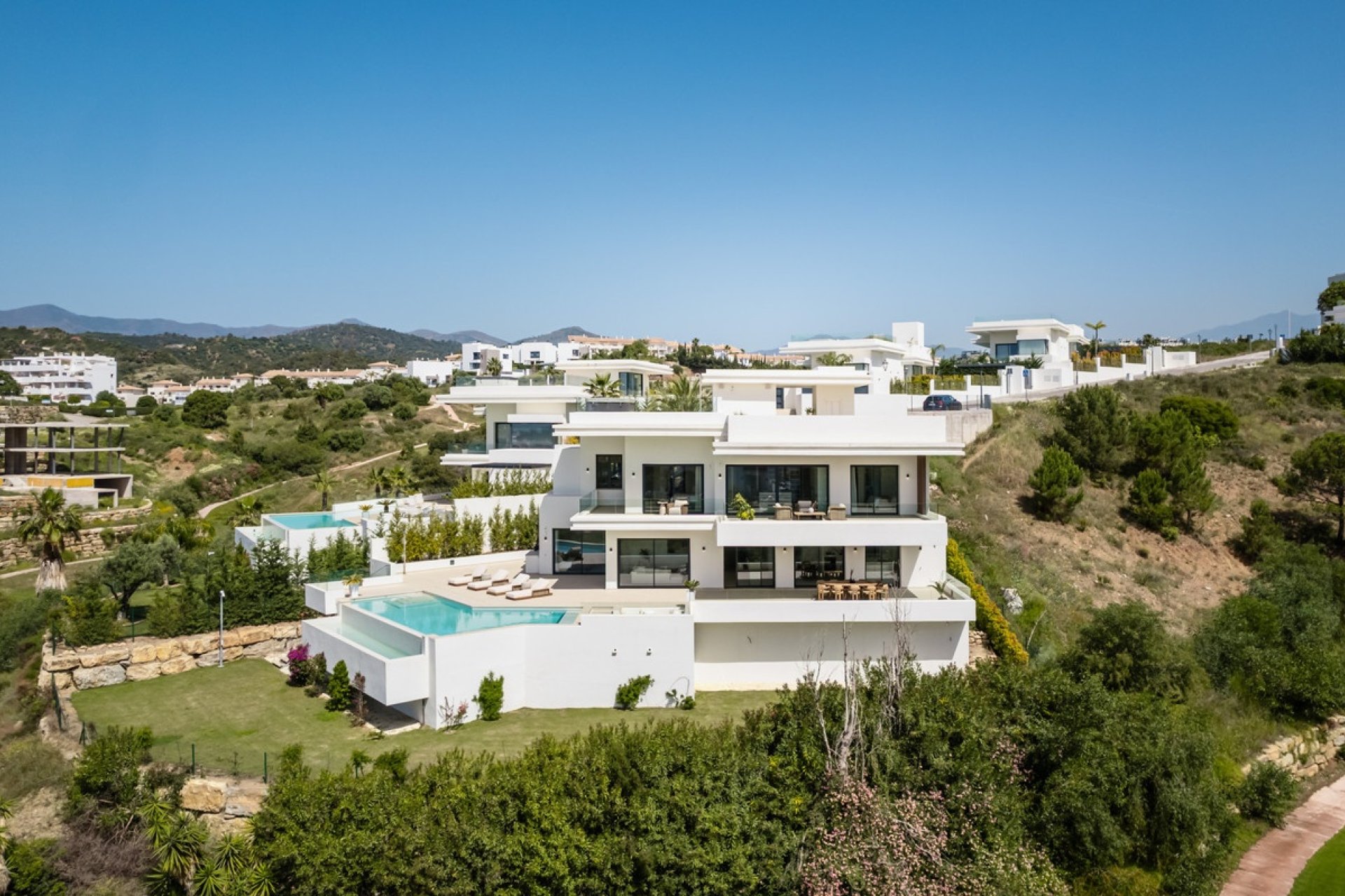 Rynek wtórny - Villa - Estepona - Estepona Centro