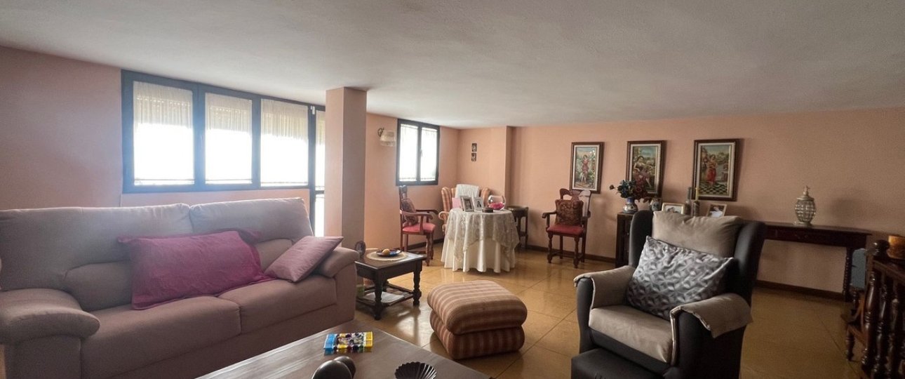 Rynek wtórny - Villa - Estepona - Estepona Centro