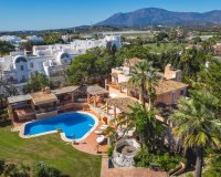 Rynek wtórny - Villa - Estepona - New Golden Mile
