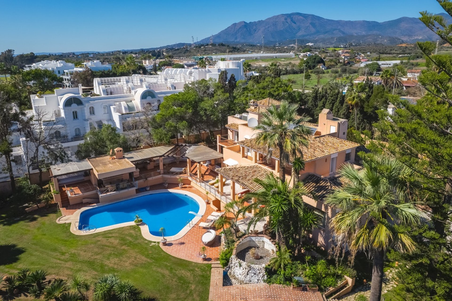 Rynek wtórny - Villa - Estepona - New Golden Mile