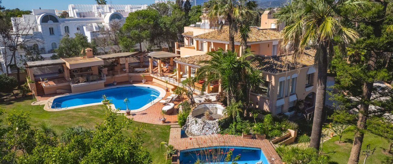Rynek wtórny - Villa - Estepona - New Golden Mile