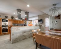 Rynek wtórny - Villa - Estepona - New Golden Mile