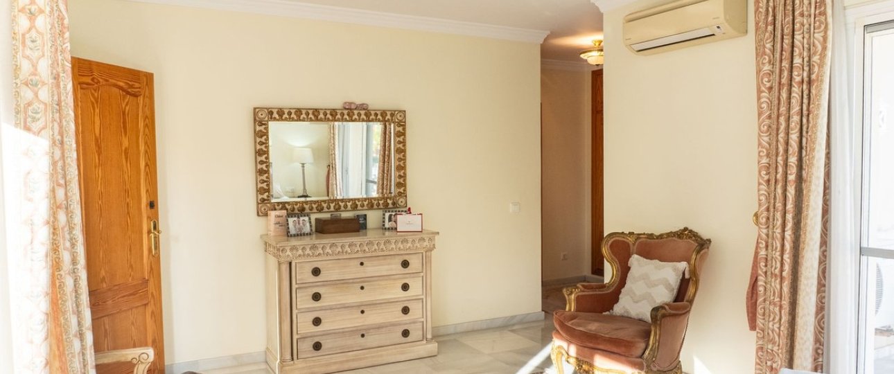 Rynek wtórny - Villa - Estepona - New Golden Mile