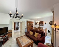 Rynek wtórny - Villa - Estepona - New Golden Mile