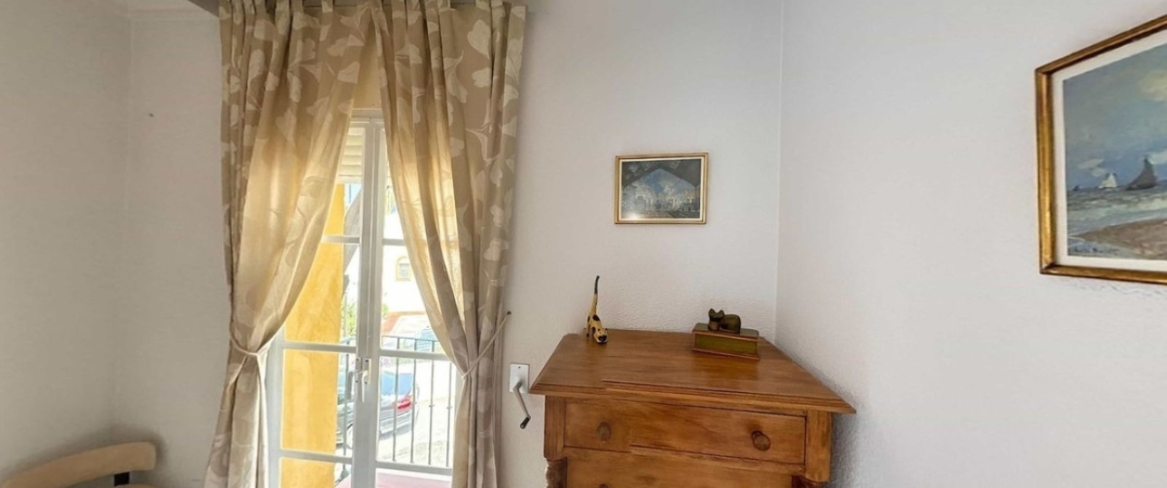Rynek wtórny - Villa - Estepona - New Golden Mile