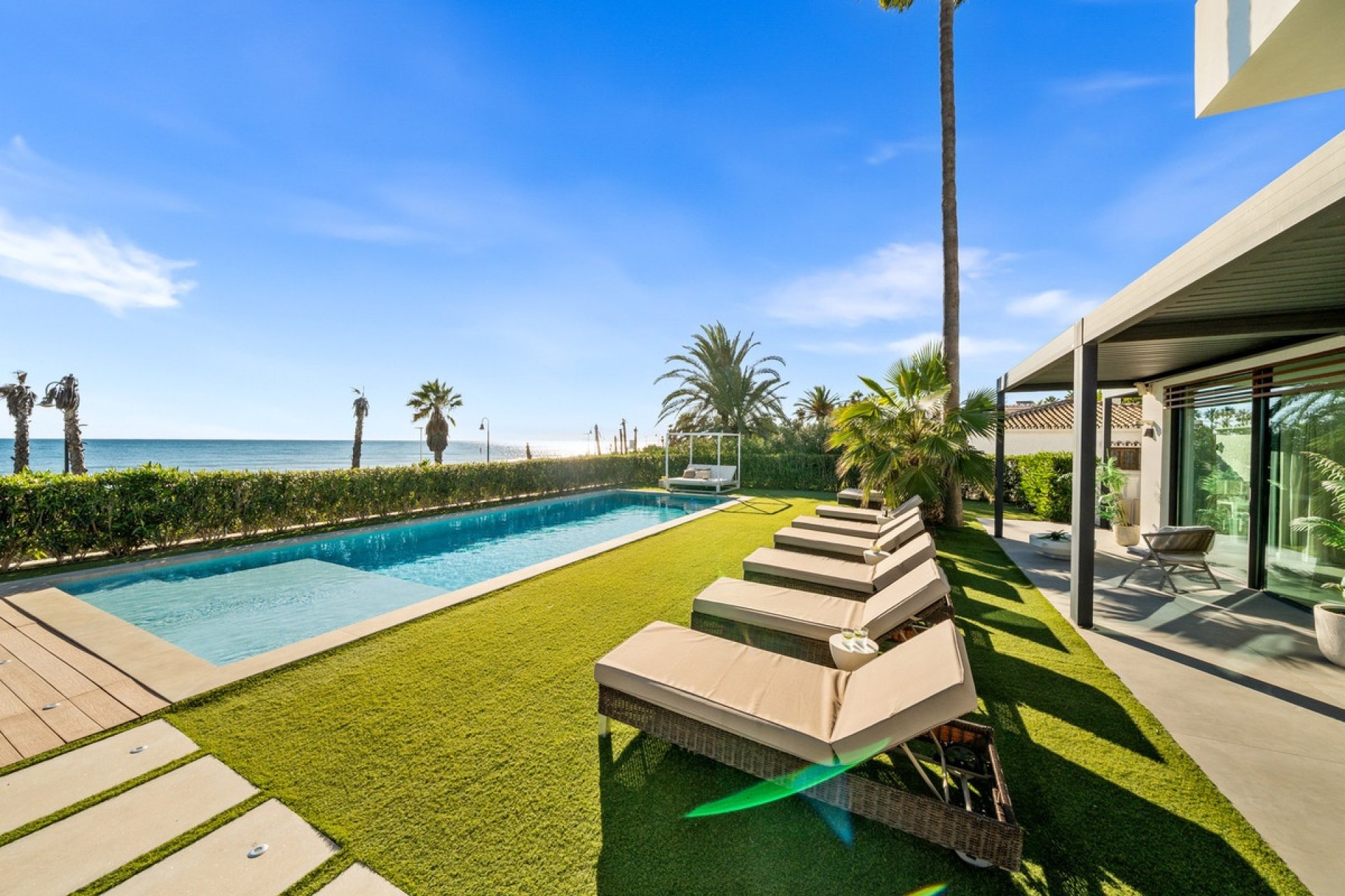 Rynek wtórny - Villa - Estepona - New Golden Mile