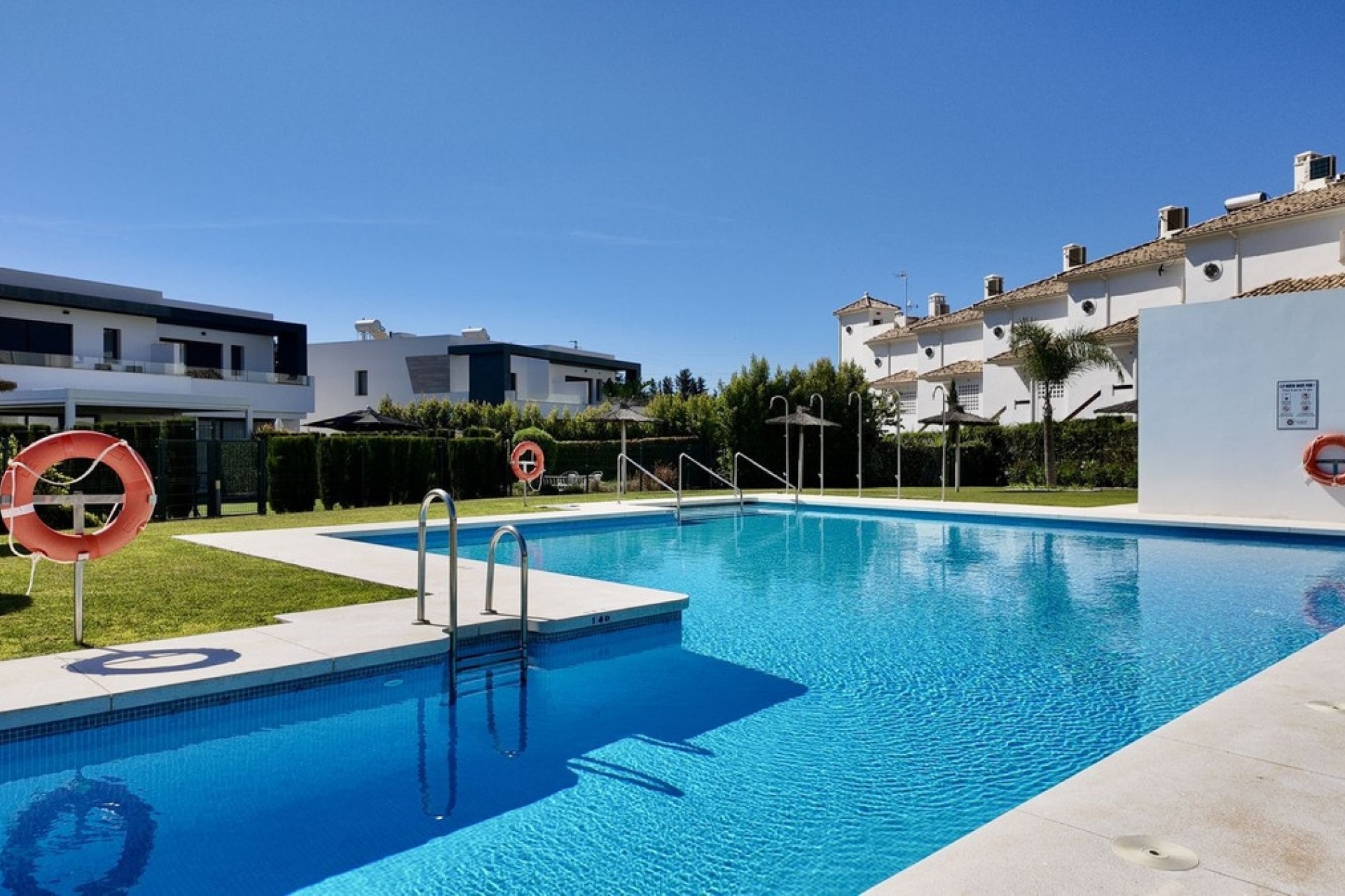 Rynek wtórny - Villa - Estepona - New Golden Mile