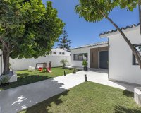 Rynek wtórny - Villa - Estepona - New Golden Mile