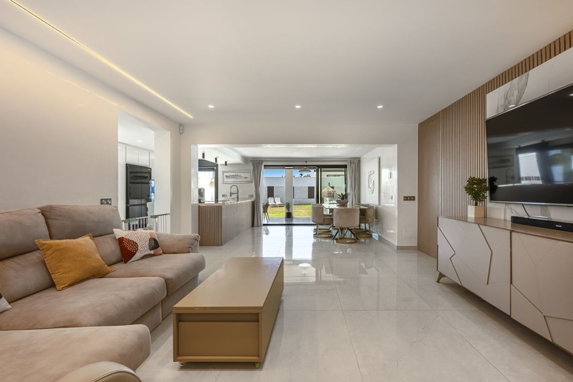 Rynek wtórny - Villa - Estepona - New Golden Mile