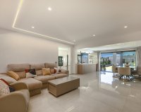 Rynek wtórny - Villa - Estepona - New Golden Mile