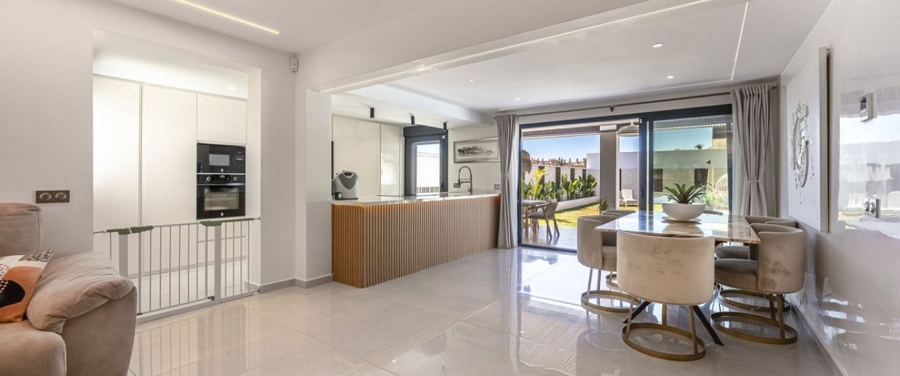 Rynek wtórny - Villa - Estepona - New Golden Mile