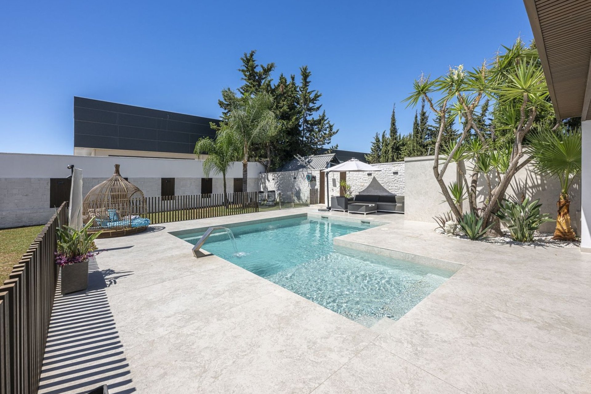 Rynek wtórny - Villa - Estepona - New Golden Mile