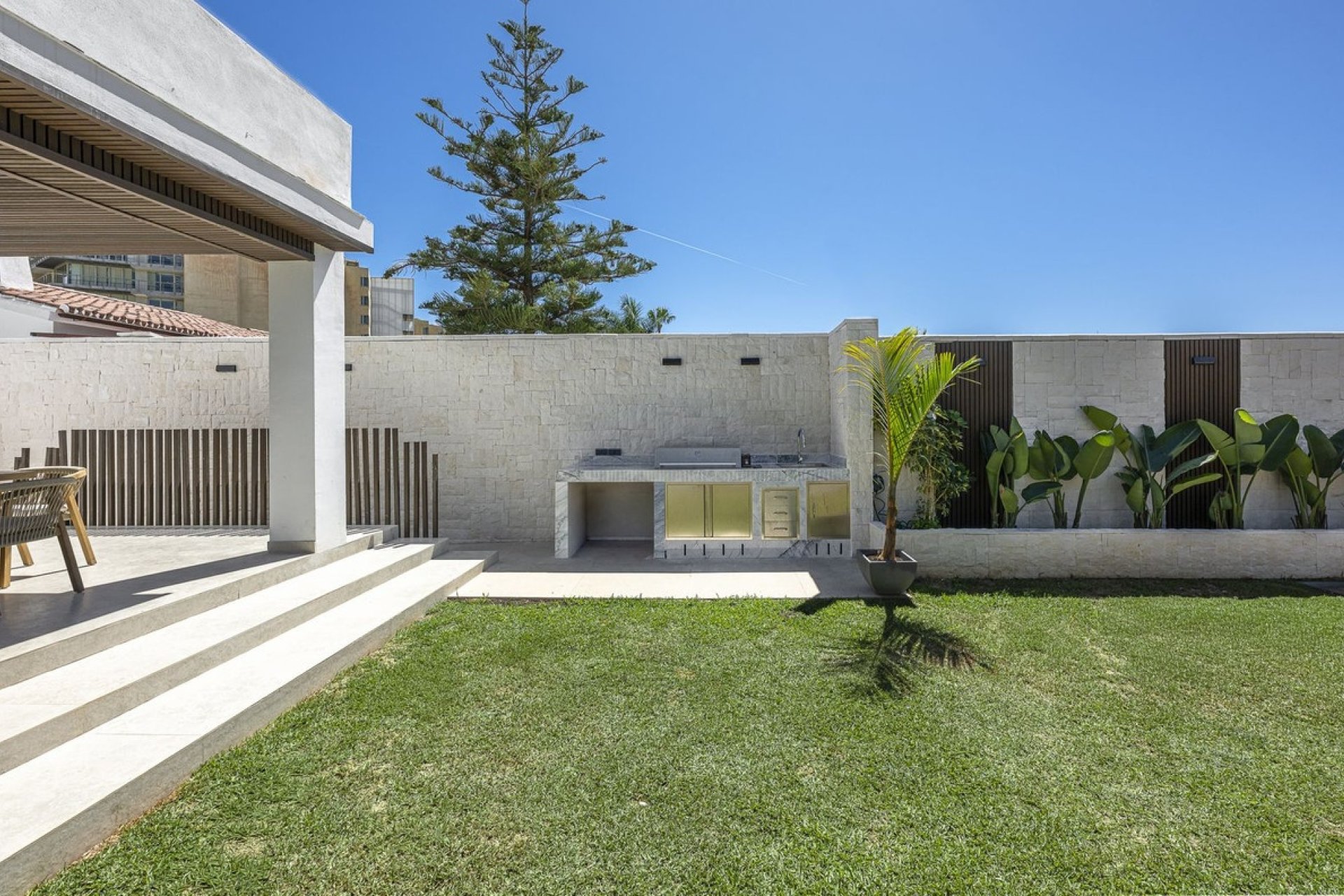 Rynek wtórny - Villa - Estepona - New Golden Mile