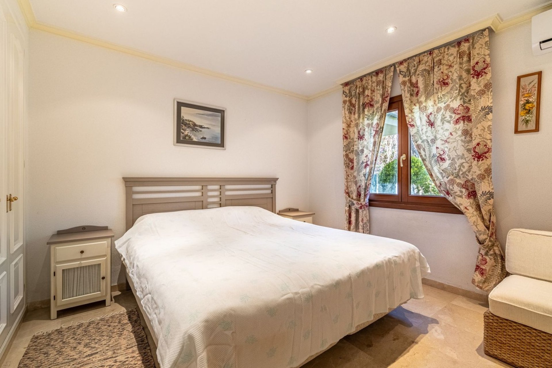 Rynek wtórny - Villa - Estepona - New Golden Mile