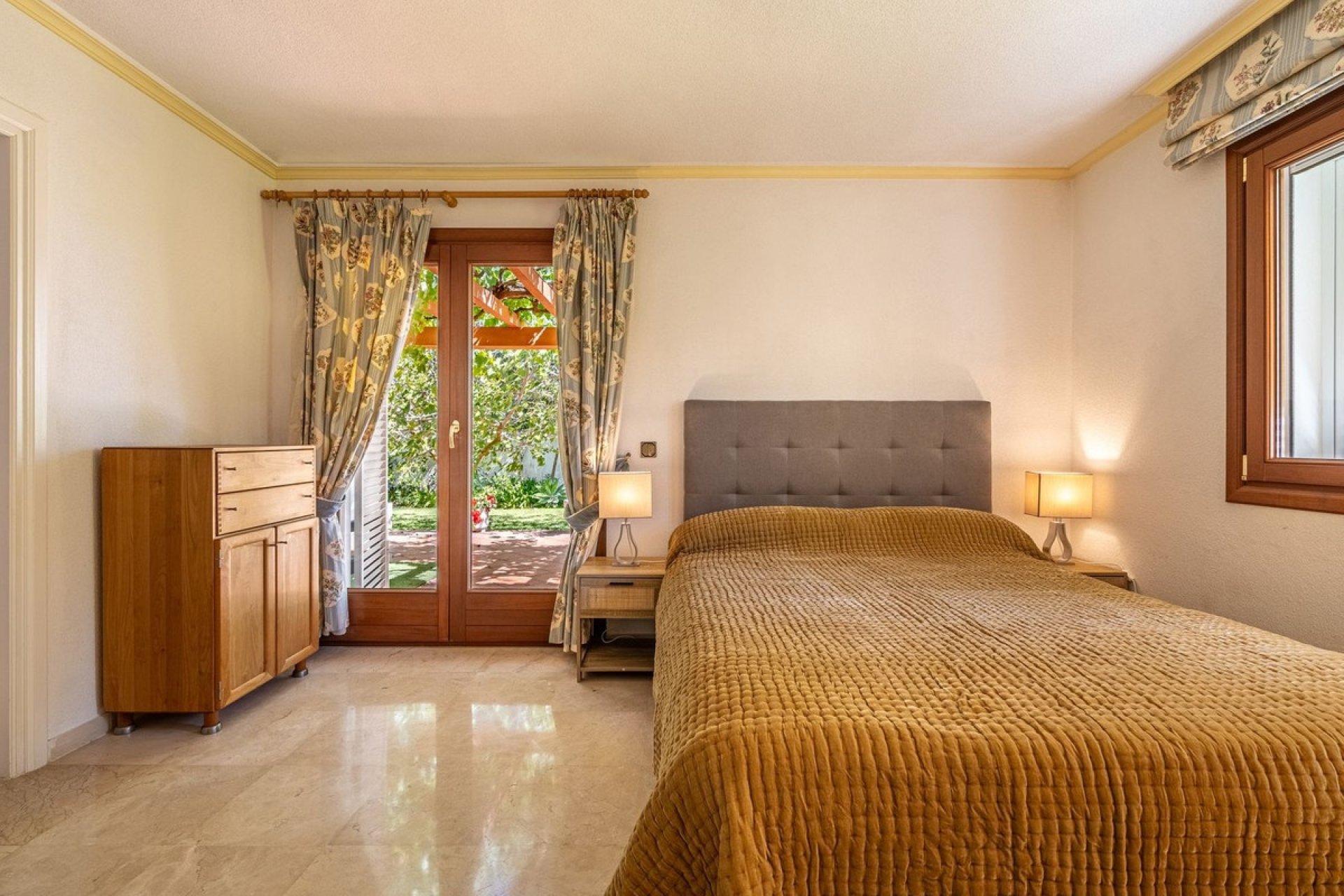 Rynek wtórny - Villa - Estepona - New Golden Mile