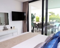 Rynek wtórny - Villa - Estepona - New Golden Mile