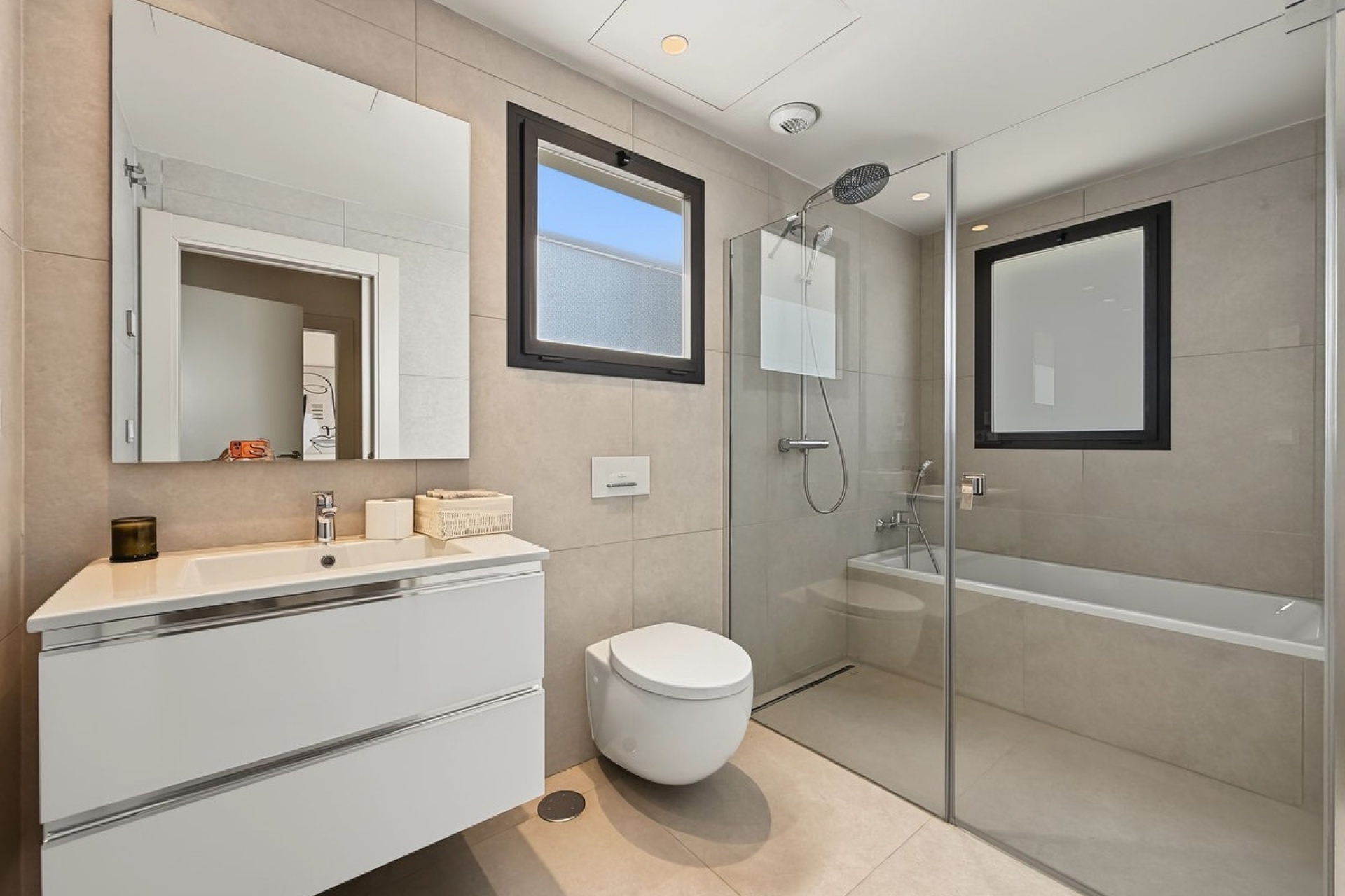 Rynek wtórny - Villa - Estepona - New Golden Mile