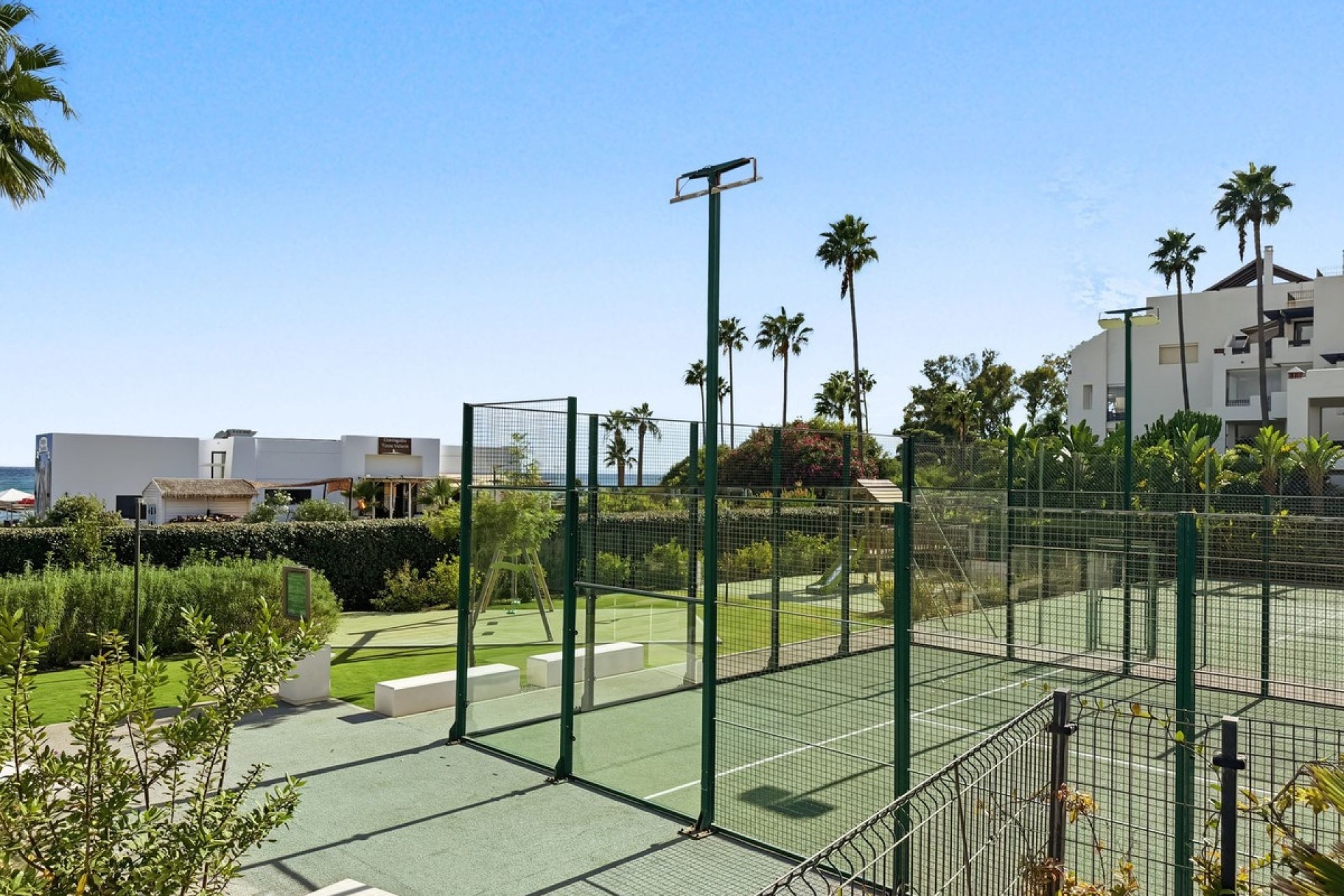 Rynek wtórny - Villa - Estepona - New Golden Mile