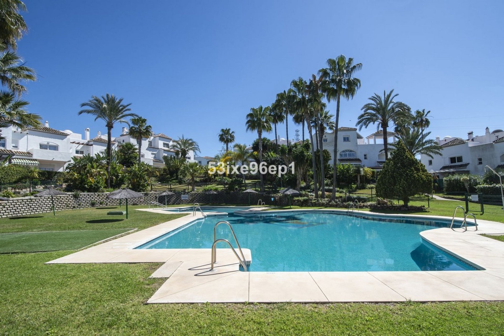 Rynek wtórny - Villa - Estepona - New Golden Mile