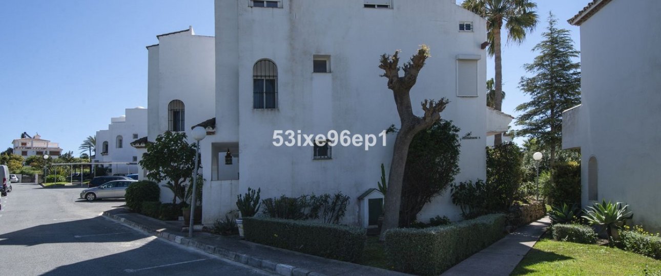 Rynek wtórny - Villa - Estepona - New Golden Mile