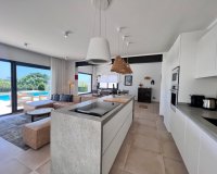 Rynek wtórny - Villa - Estepona - New Golden Mile