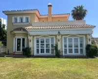 Rynek wtórny - Villa - Estepona - Selwo