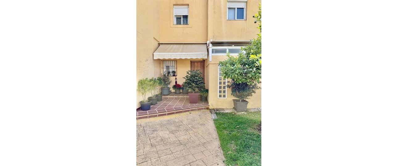 Rynek wtórny - Villa - Estepona - Selwo