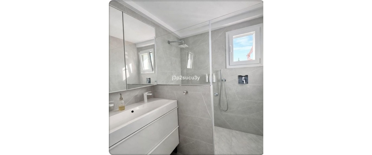 Rynek wtórny - Villa - Estepona - Selwo