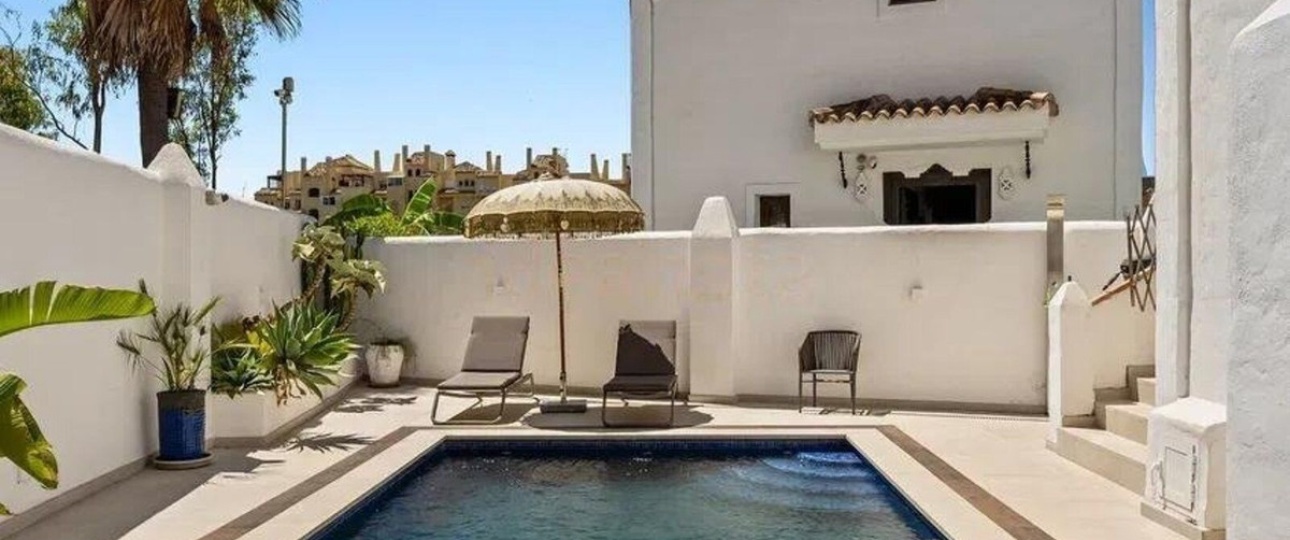 Rynek wtórny - Villa - Estepona - Selwo