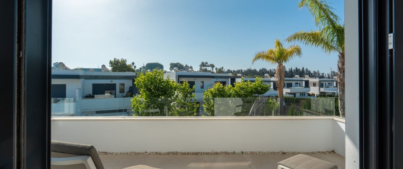 Rynek wtórny - Villa - Estepona - Selwo