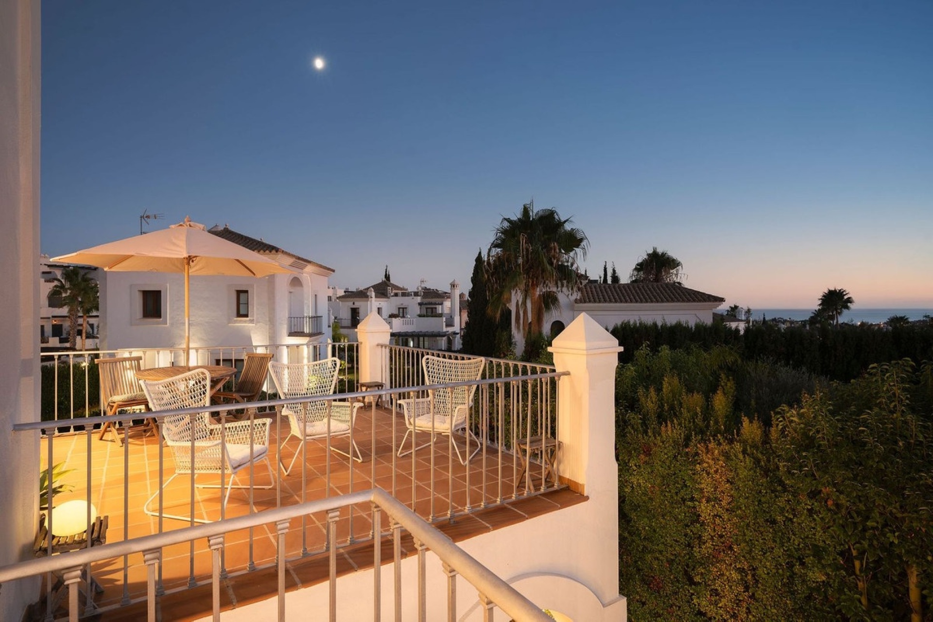 Rynek wtórny - Villa - Estepona - Selwo