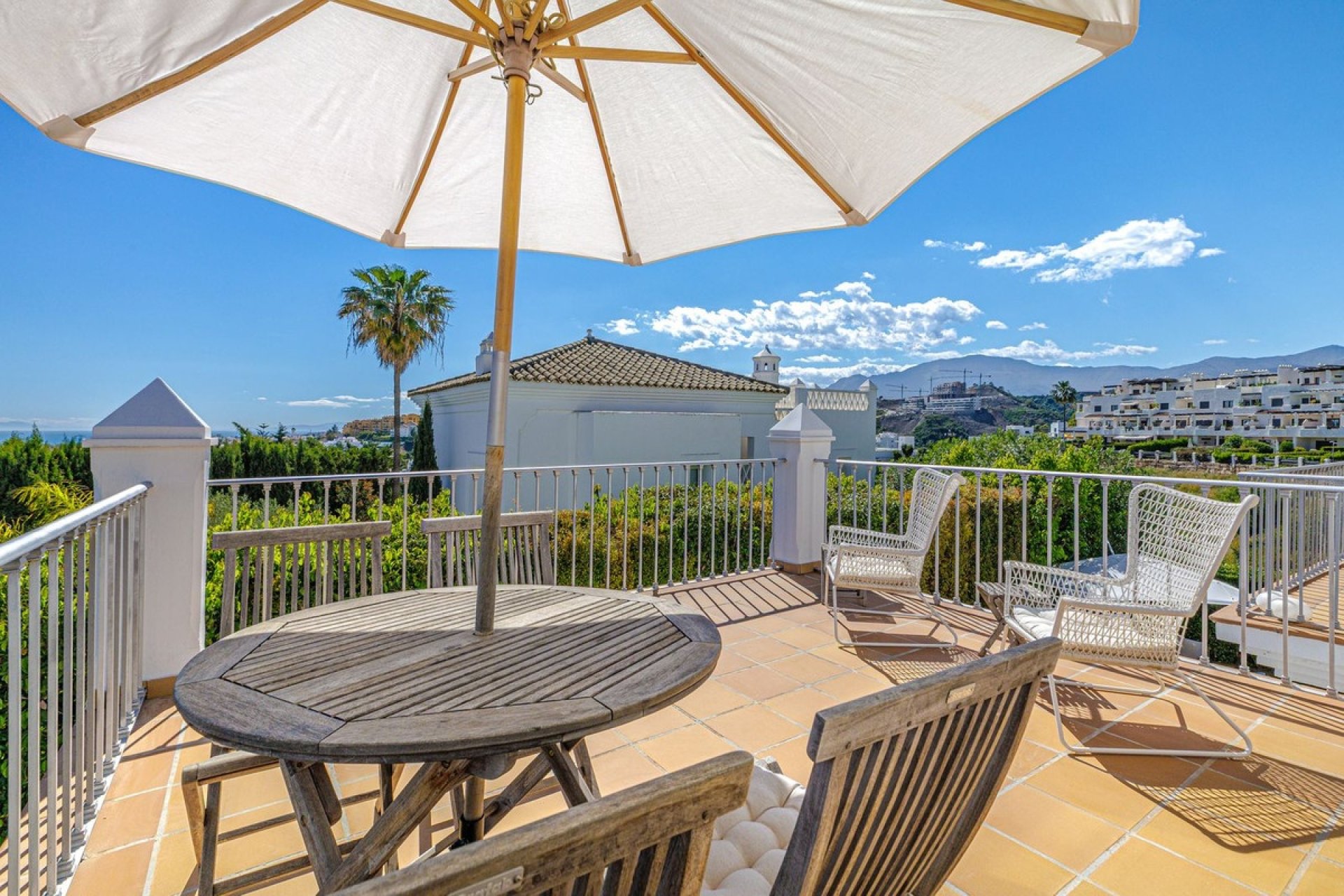 Rynek wtórny - Villa - Estepona - Selwo