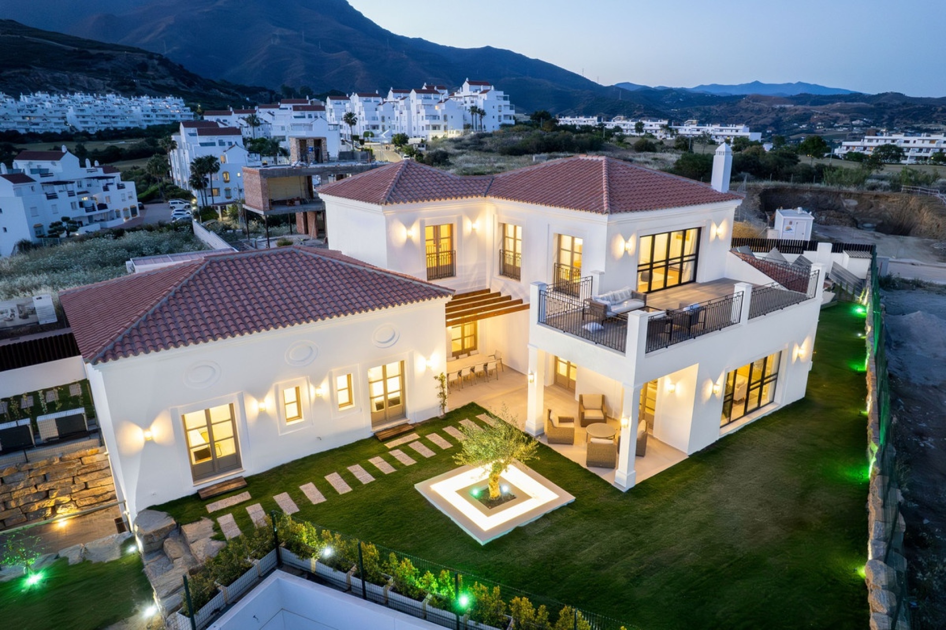 Rynek wtórny - Villa - Estepona - Valle Romano