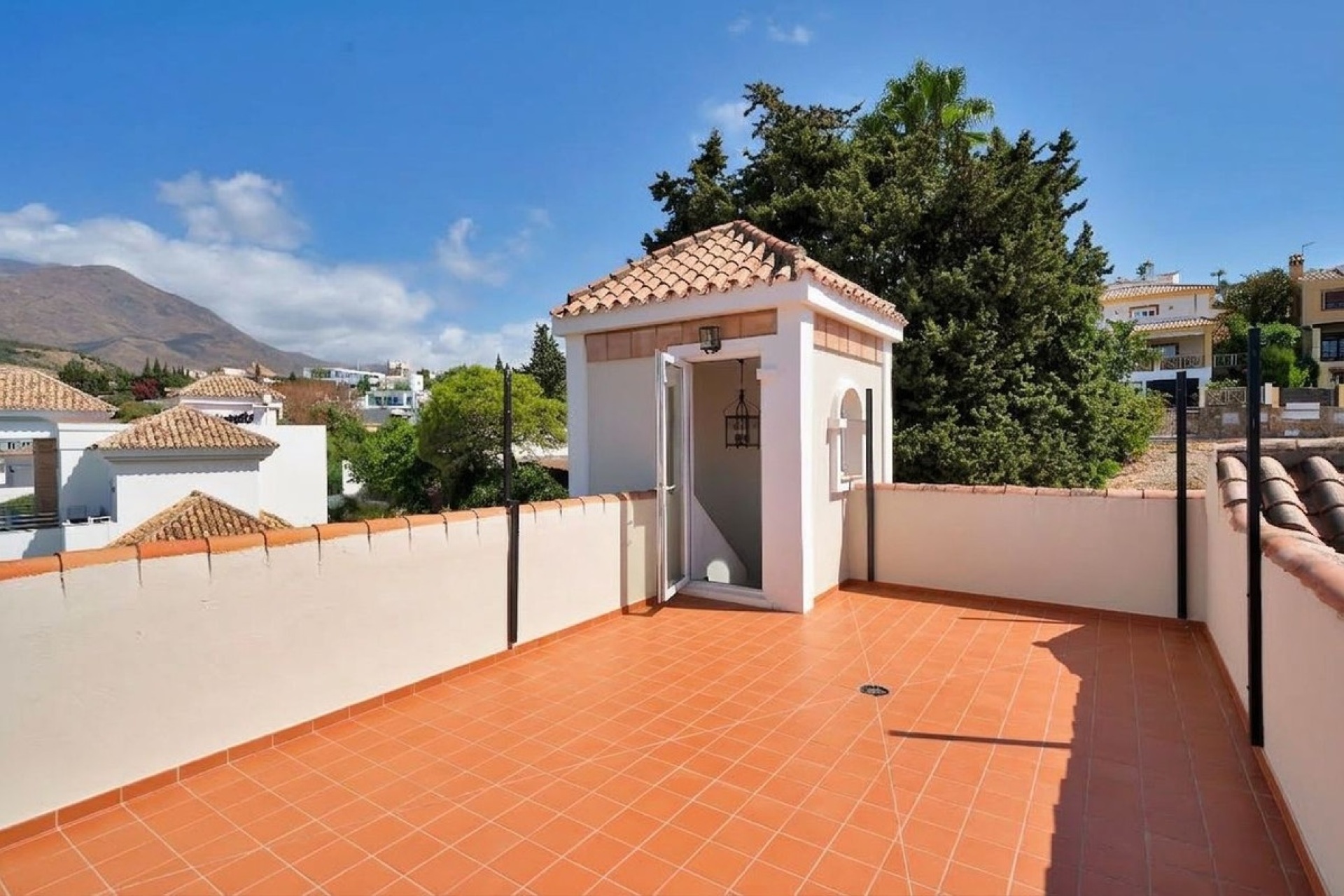 Rynek wtórny - Villa - Estepona - Valle Romano